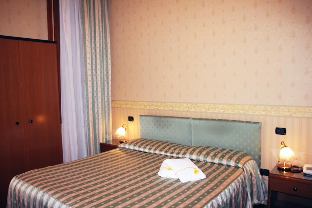 Albergo Ristorante Leon D'Oro Noventa di Piave Exterior foto